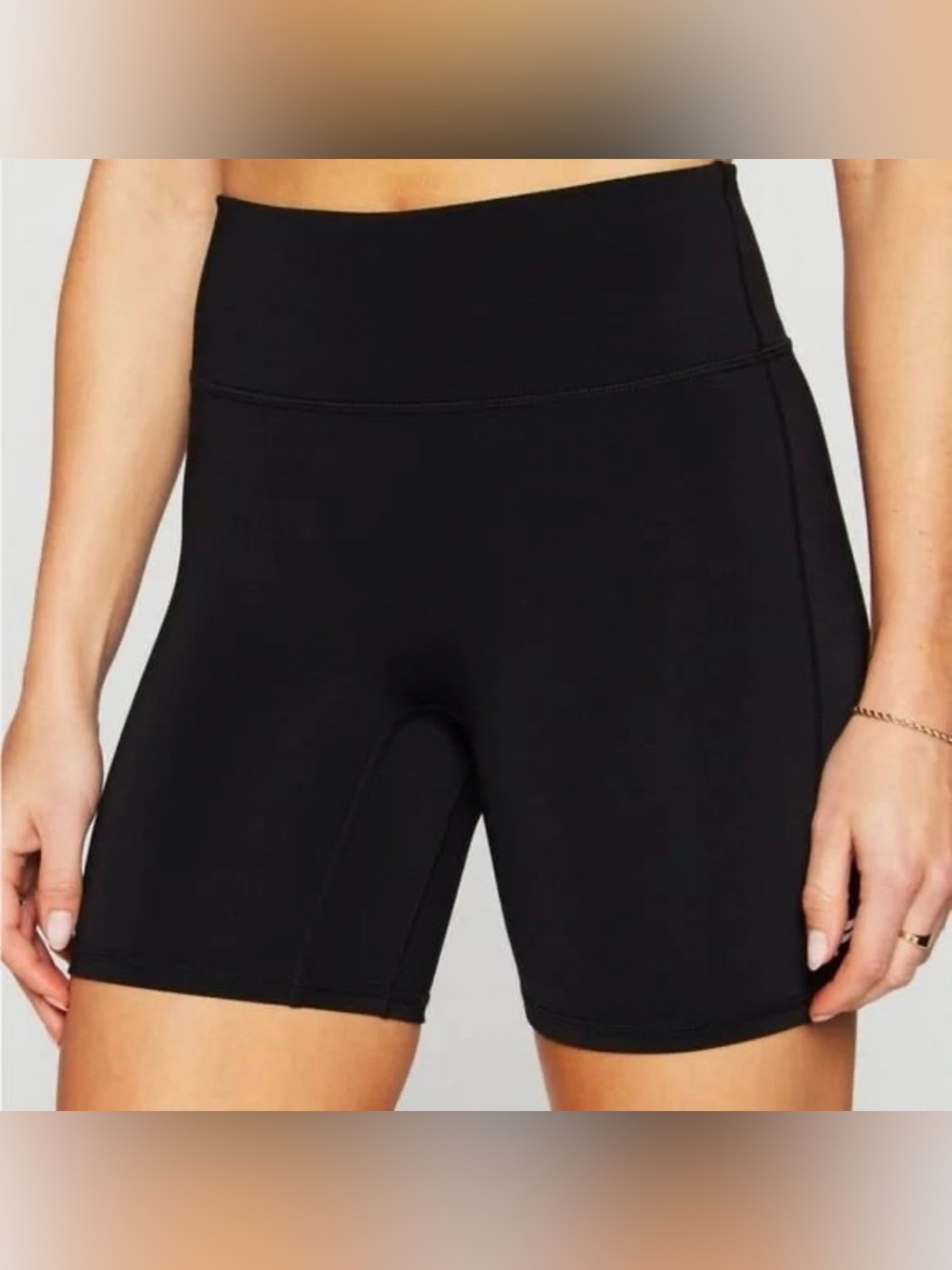 Fabletics Anywhere Motion365+ High-Waisted 6'' Short